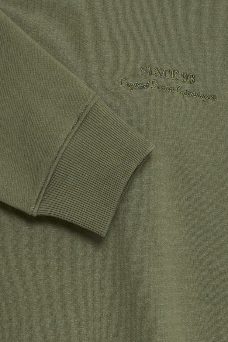 Blend Thyme Sweatshirt