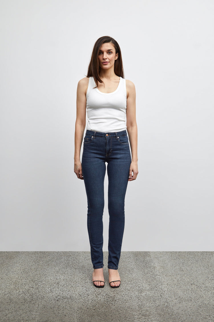 Pulz Emma Jeans HW Straight leg | Dark Blue L32