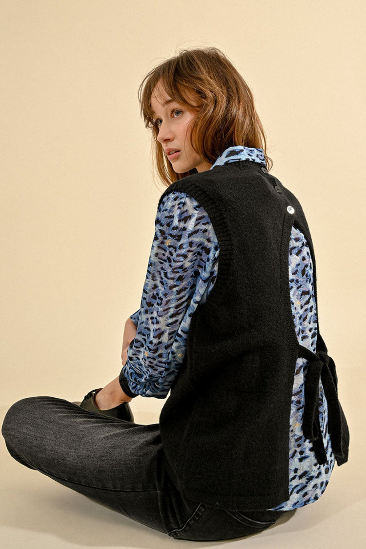 Molly Bracken Knitted Sleeveless Sweater