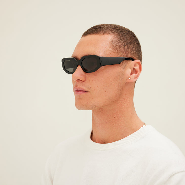 Juicy: Black/Iron Grey Polar