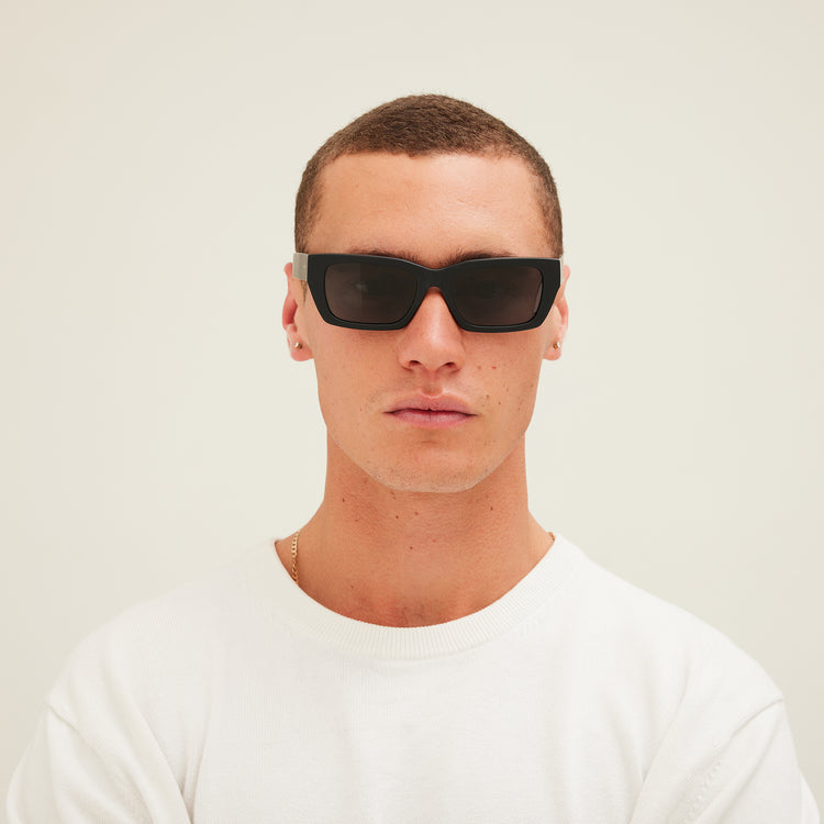 Outer Limits: Matte Black/Iron Grey Polar