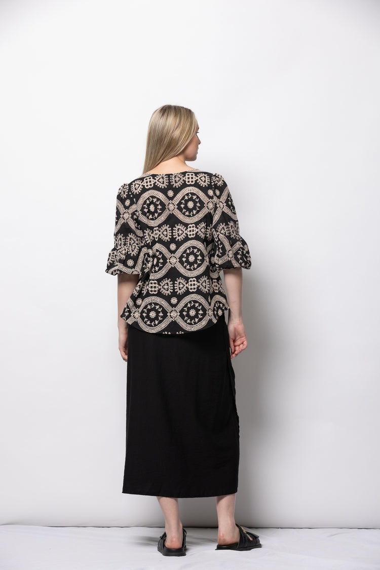 Dressed Direction Top | Black/Cream