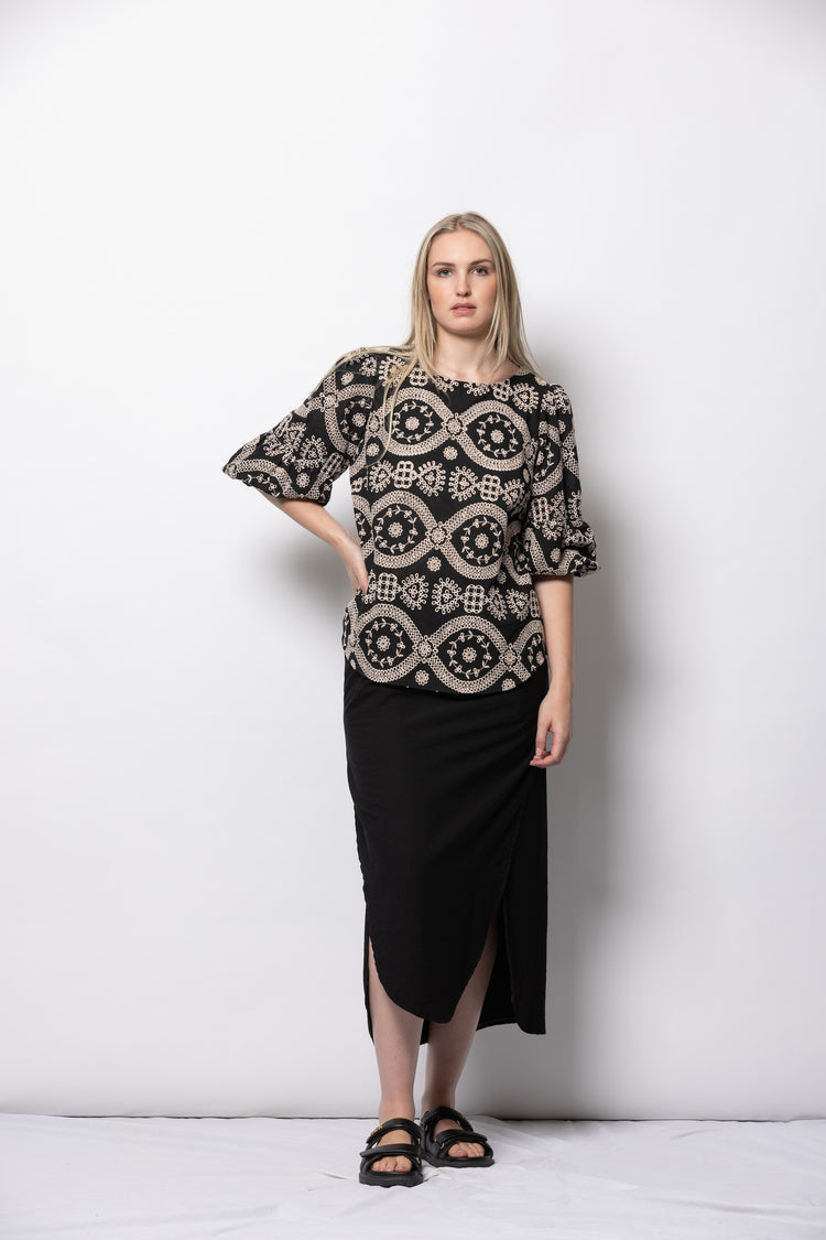 Dressed Direction Top | Black/Cream