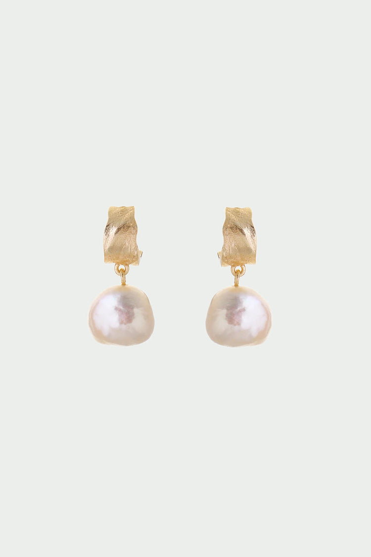 Tutti Freshwater Pearl Earrings