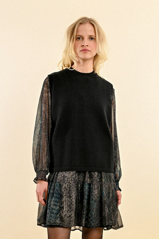Molly Bracken Knitted Sleeveless Sweater