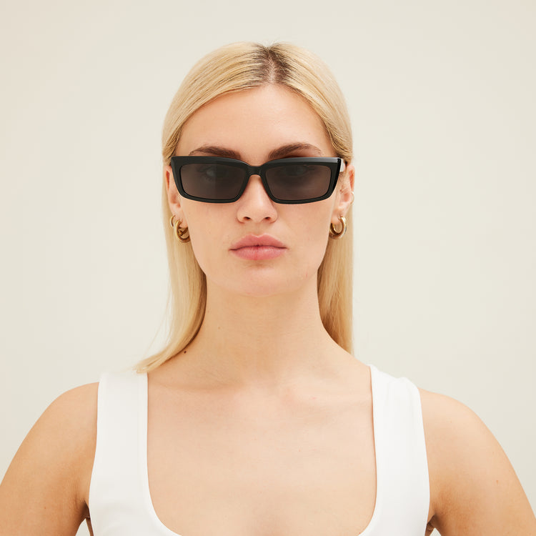 Night In Motion: Black/Iron Grey Polar