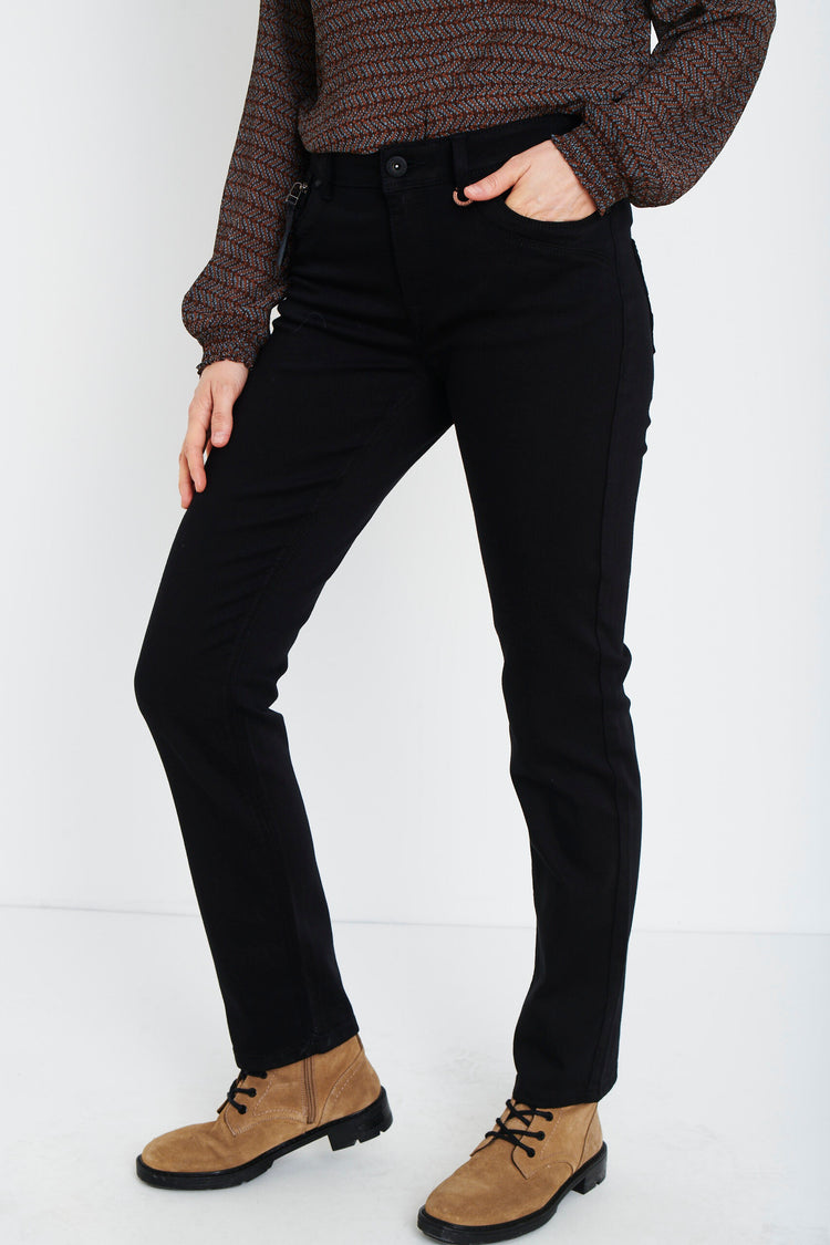 Pulz Emma Jeans Highwaist Straight Leg - Stay Black Denim 30 & 32inch Leg